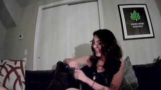 strawberripulp chaturbate crazy girl plows pussy with phallus