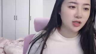 qiqibaby7777 stripchat december-6-2022 webcam HD