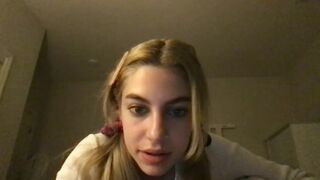 playboybarbie666 chaturbate 19-February-2023 skinny teen