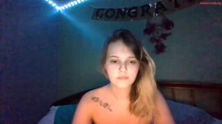 linnay18 chaturbate webcam march-1-2023