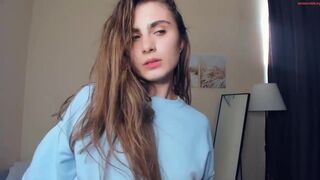 Sweetfilling Chaturbate 2024-07-09 Busty Chick Shakes Her Tits