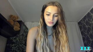 xxx_leila chaturbate  nice tits