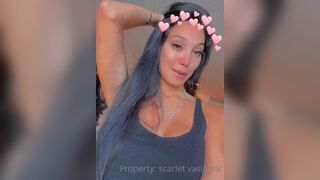 Scarlet Silva onlyfans Sexy woman shows off gorgeous body