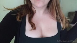 chubbyguati onlyfans Busty chick sucks dildo