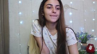 sweetbrunettt chaturbate Busty bitch jerking her pussy with phallus