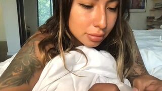 quantumrealm1 Busty chick masturbates shaved pussy